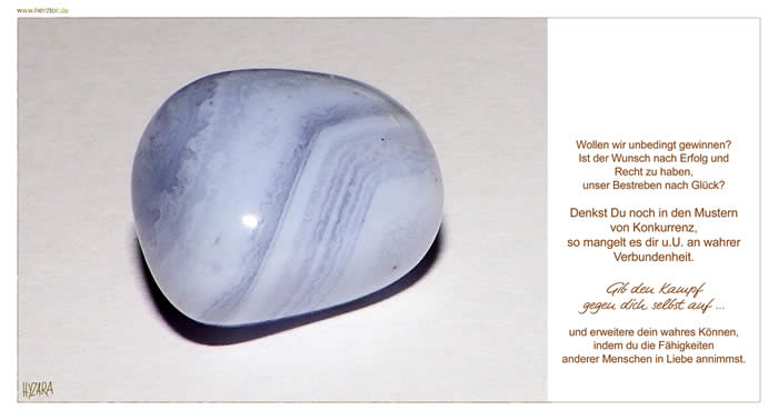 Konkurrenz - Wollen wir unbedingt gewinnen? Ist der Wunsch nach Erfolg und Recht zu haben, unser Bestreben nach Glück? Denkst Du noch in den Mustern von Konkurrenz, so mangelt es dir u.U. an wahrer Verbundenheit. Gib den Kampf gegen dich selbst auf ... und erweitere dein wahres Können, indem du die Fähigkeiten anderer Menschen in Liebe annimmst.